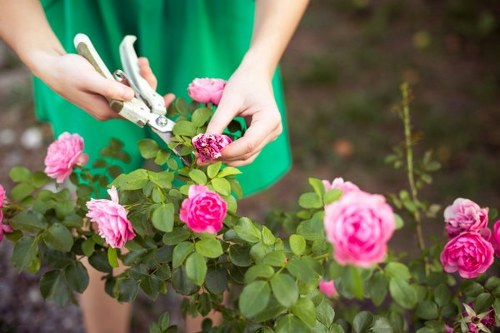 Trusted payment methods for Gardeners Motspur Park bookings
